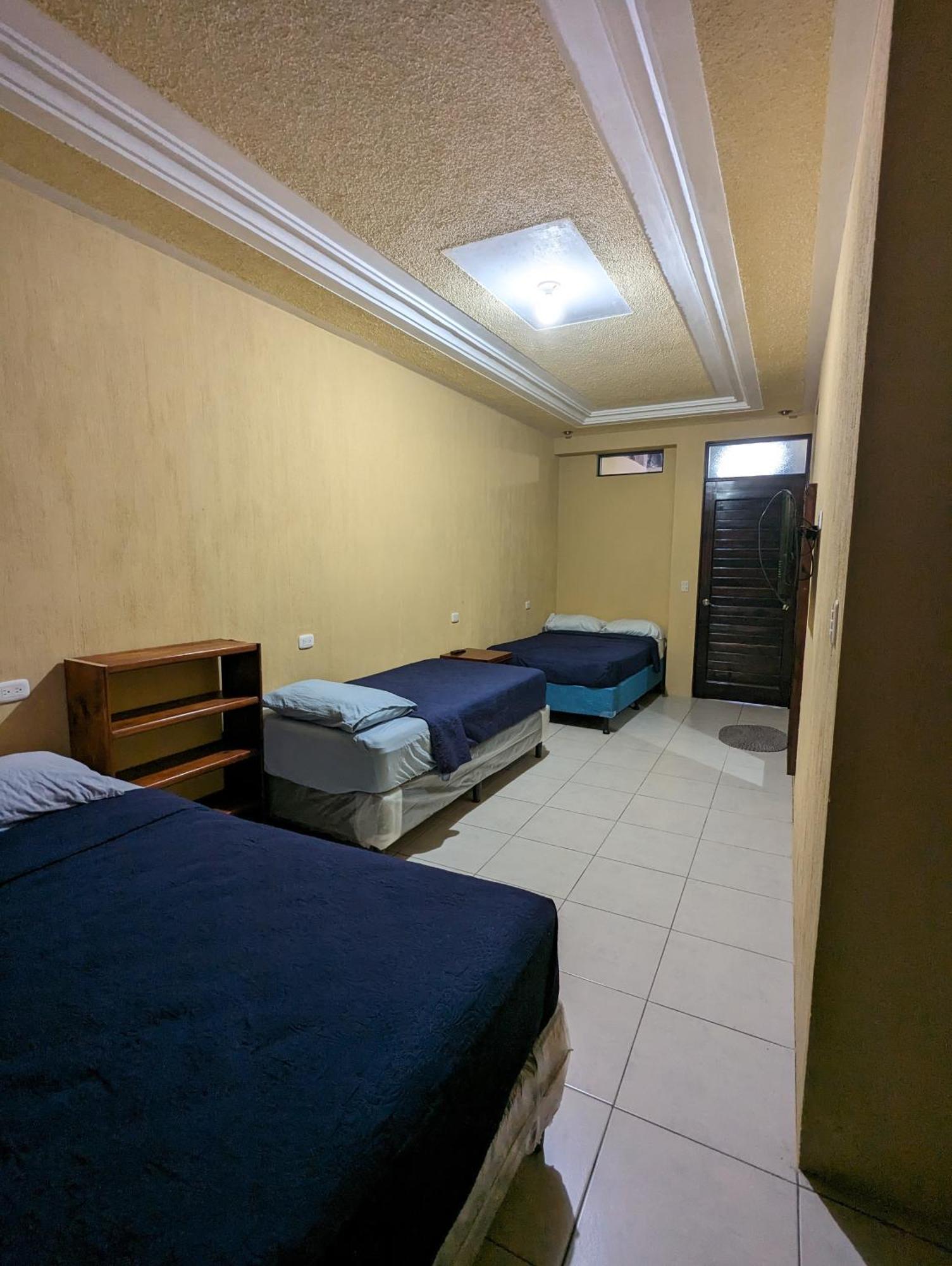 Casa Gonzalez Apartment Santiago Atitlán Екстериор снимка