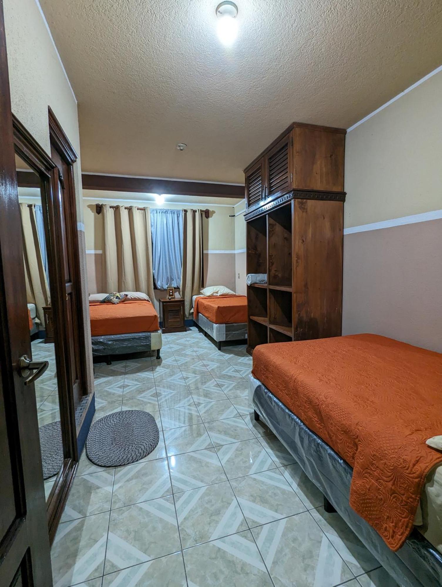 Casa Gonzalez Apartment Santiago Atitlán Екстериор снимка